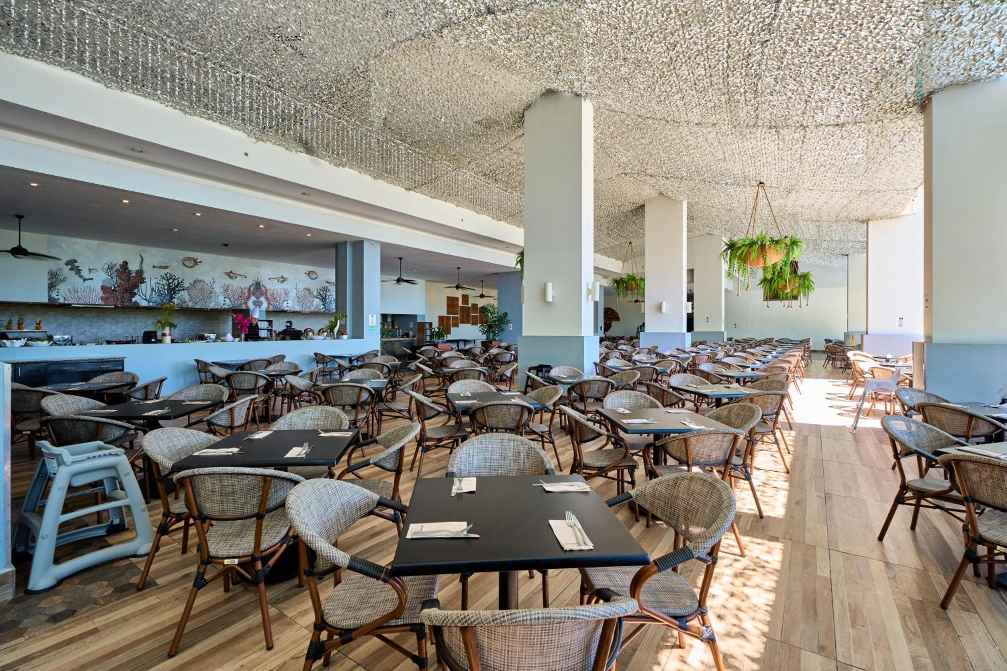 Gran Evenia Bijao Hotel Santa Clara  Exterior foto The interior of the restaurant